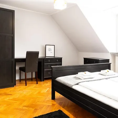 Apartment 2 Bedroom Apartment, Heart Of Tomasza St